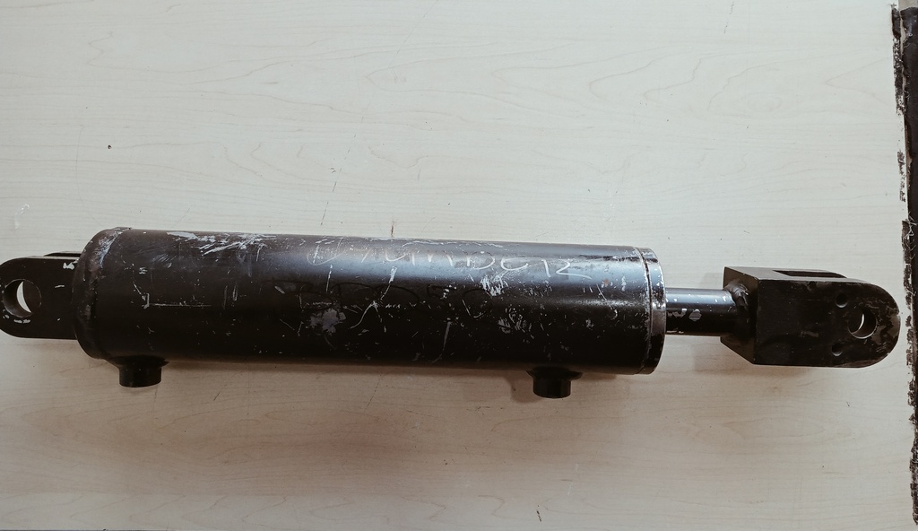 HYDRAULIC CYLINDER